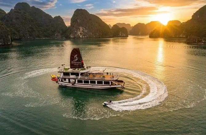 Serenity cruise Lan Ha Bay day cruise from Hanoi 12