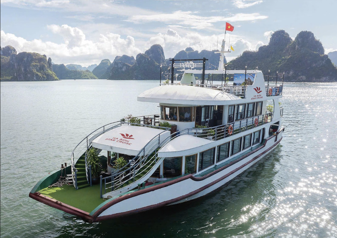 From Halong: Halong bay day cruise tour 3
