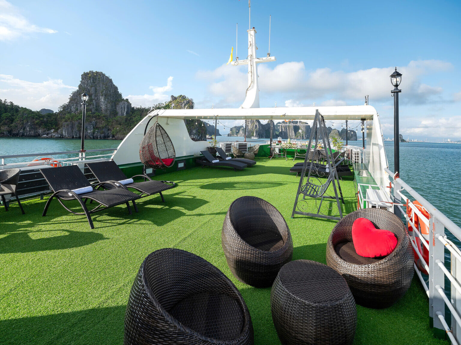 From Halong: Halong bay day cruise tour 9