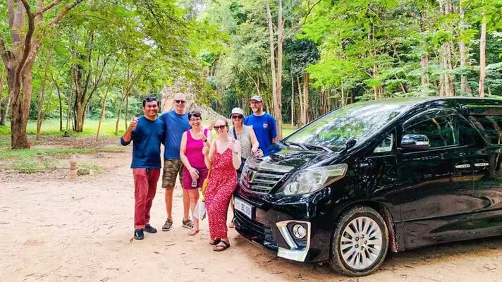 From Siem Reap: Day car explore Banteay Srei & Beng Mealea