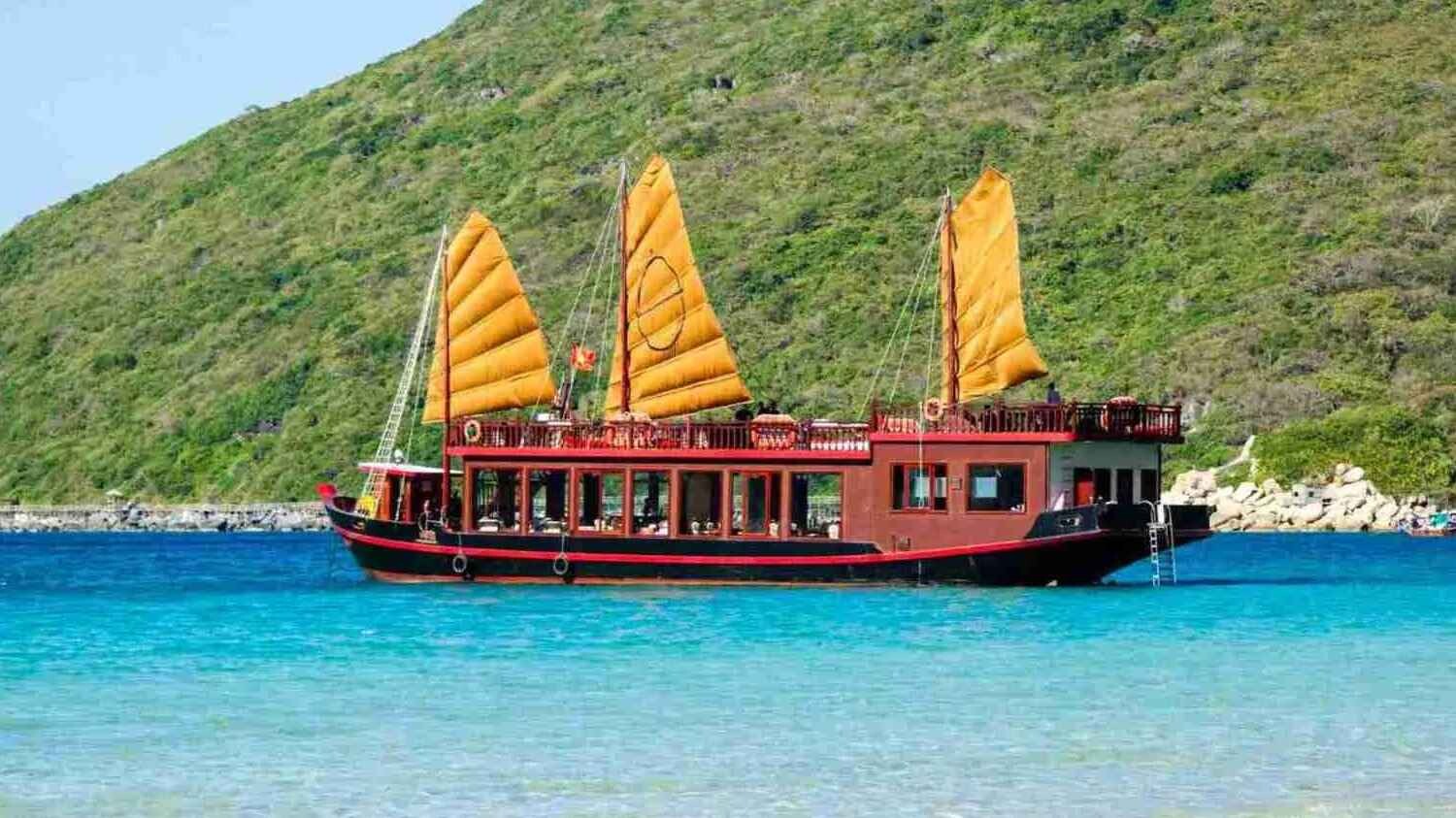 Nha Trang Discovery - Emperor Day Cruise
