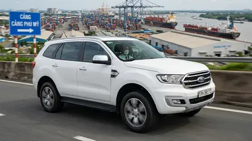 Ho Chi Minh City to Phu My Port private car