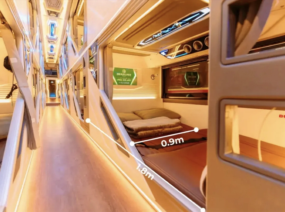 Hoi An to Hanoi VIP cabin sleeping bus - Cabin size