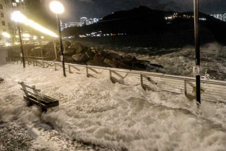 Waves crash into the Heng Fa Chuen residential district as Super Typhoon Ragasa approaches Hong Kong