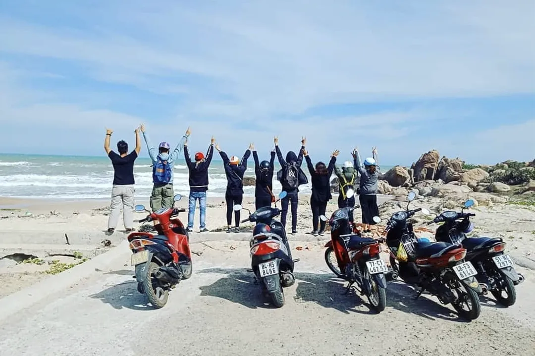 Ride a motor bike from HCMC to Vung Tau