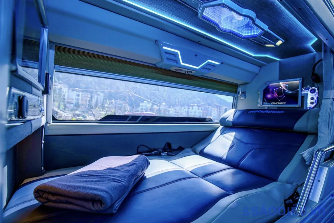 Cabin on sleeper bus